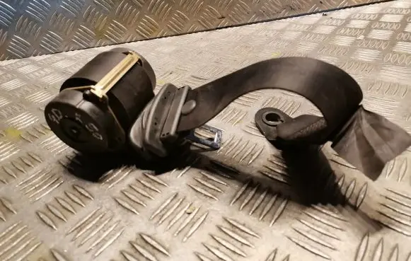Mini One - Cooper R50 - 53 Rear seatbelt 7055962