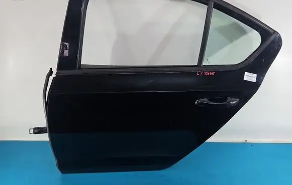 Skoda Octavia Mk3 (5E) Rear door IMPRK1582142
