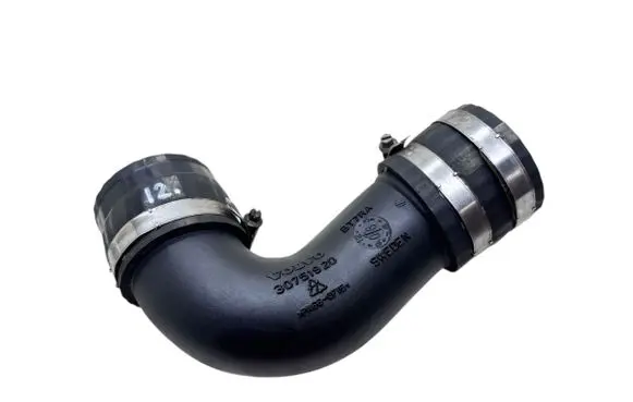 Volvo V70 Intercooler hose/pipe 30751920