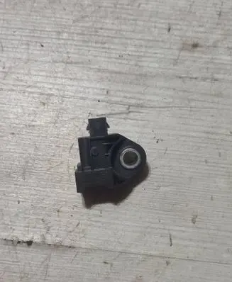 Peugeot 2008 II Airbag deployment crash/impact sensor 9810452480 961920