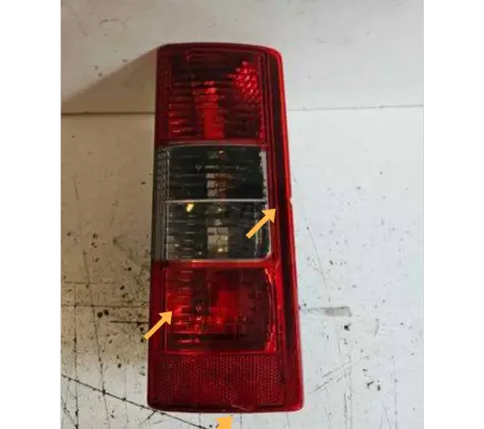 Opel Combo C Rear/tail lights E95302