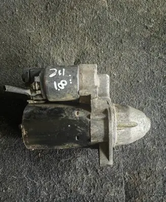 Mercedes-Benz E W211 Starter motor A0051513901