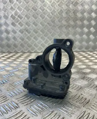 BMW X3 F25 Throttle valve 8512452