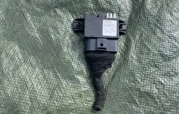 Audi A4 S4 B8 8K Fuel injection pump control unit/module 8K0906093F 1019411