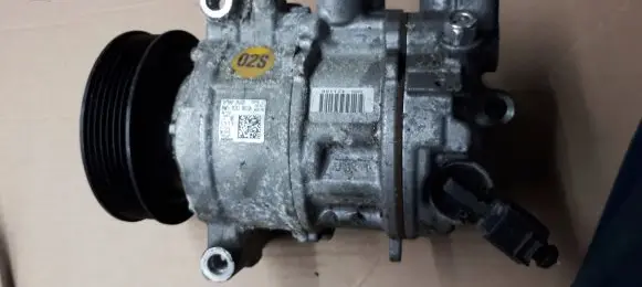 Audi A4 S4 B9 Air conditioning (A/C) compressor (pump) 8W5820803A