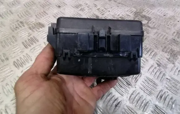Suzuki Swift III Fuse box set