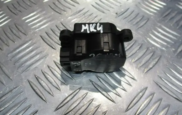 Ford Mondeo MK IV Central body control module 3M5H-19E616-AB