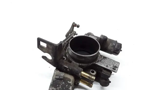Opel Zafira A Throttle valve 90529710