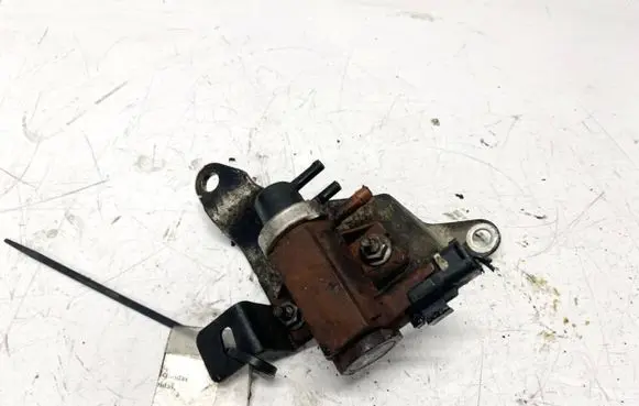 Ford Focus Turbo solenoid valve 9652570180 96.525.701.80