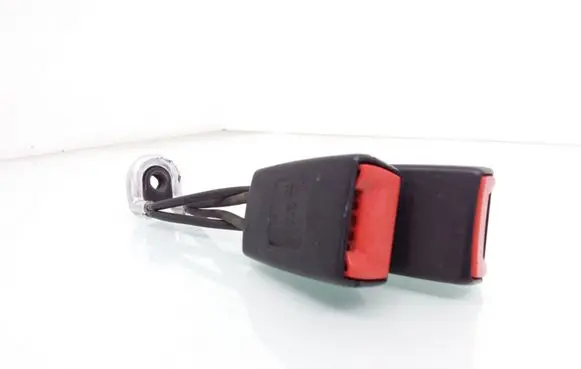 Mercedes-Benz C W202 Middle seatbelt buckle (rear) 2028609269 590305902A