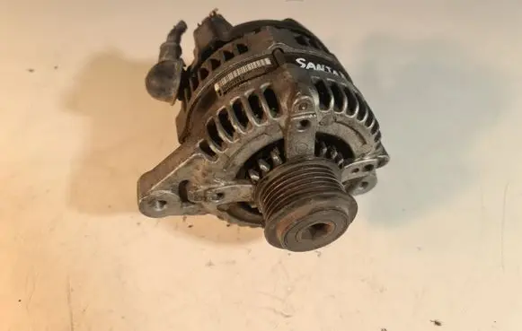 Hyundai Santa Fe Generator/alternator 373002F200 1042101060
