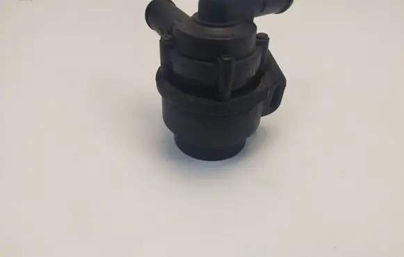 Volvo XC60 Electric auxiliary coolant/water pump 9017985a