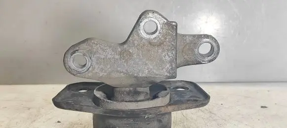 Smart ForFour I Engine mount bracket MR961613 MR961611