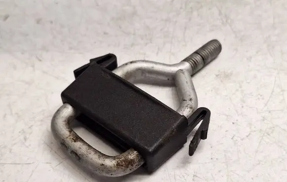 BMW 4 F36 Gran coupe Engine bonnet/hood lock/latch loop/hook 51237247080 7247079 51237247079