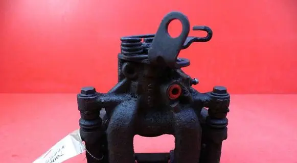 Skoda Superb B6 (3T) Rear brake caliper