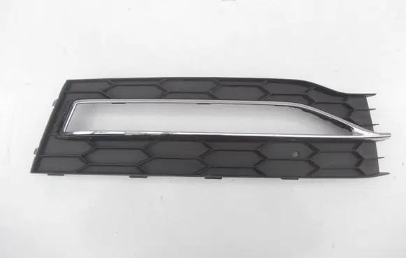Skoda Superb B8 (3V) Front bumper lower grill 3V0853666B