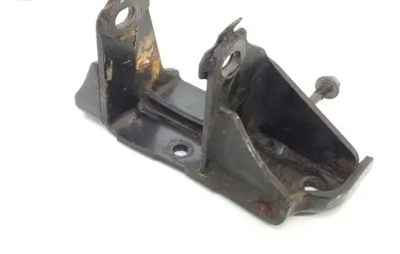 Toyota Avensis T250 Gearbox mounting bracket