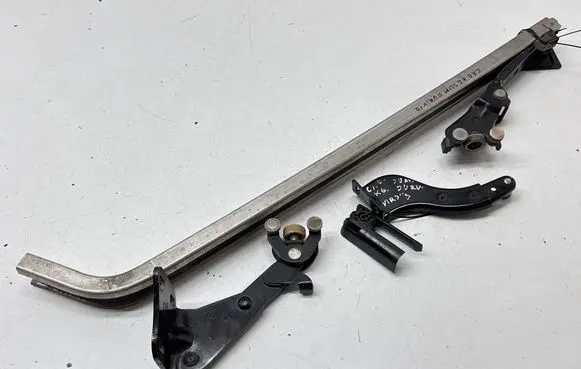 Volkswagen Caddy Sliding door middle rail 2K0843871K 2K0843397A