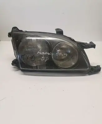Toyota Avensis T220 Headlight/headlamp 54533365