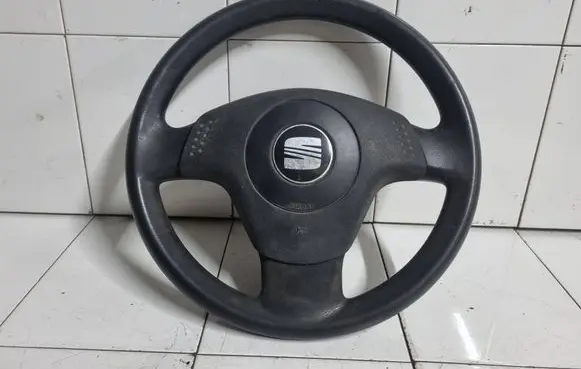 Seat Cordoba (6L) Steering wheel 6L0419091M