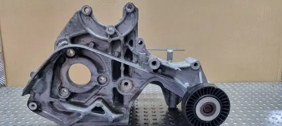 Volkswagen Crafter Generator/alternator bracket 076145167
