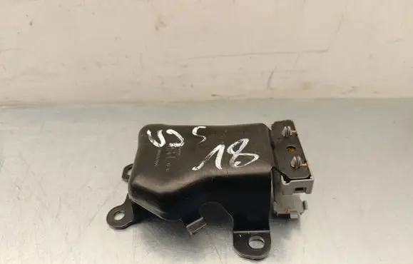 Peugeot 2008 II Other under body part 9856911880