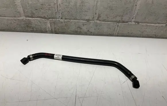 BMW 6 F06 Gran coupe Engine coolant pipe/hose 8647300 72363056