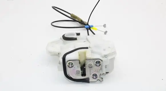 Mitsubishi Outlander Coupe door lock (next to the handle) 