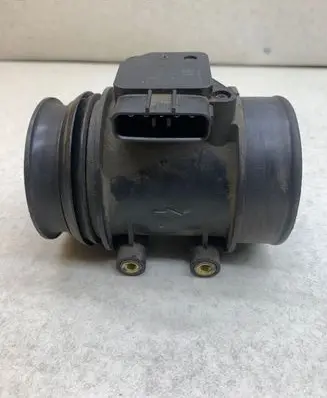 Volvo V70 Mass air flow meter 9202199 MB1974080040 Z06080