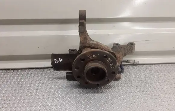 Opel Astra H Front wheel hub spindle knuckle