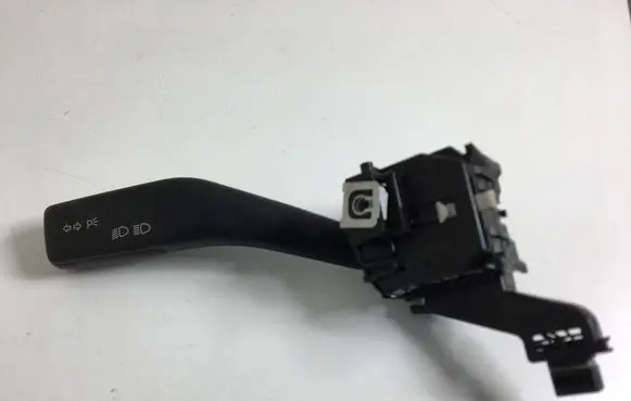 Volkswagen Touran I Indicator stalk 1K0953513
