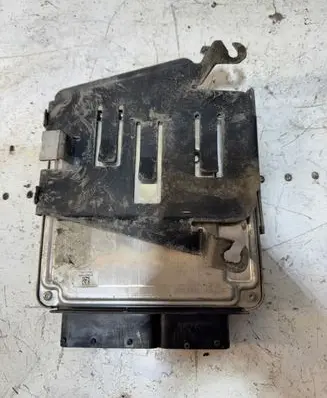 Skoda Octavia Mk2 (1Z) Engine control unit/module 03G906016DJ 1039S06266 0281011883
