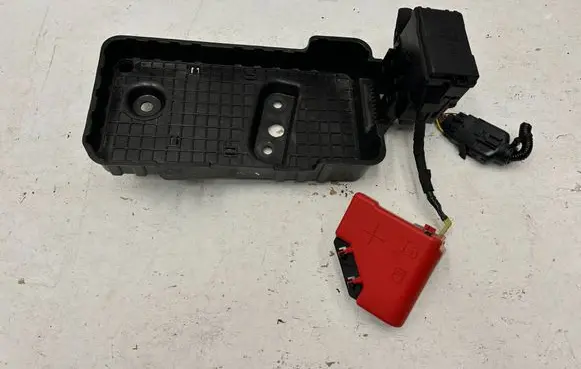 Ford Ranger IV Battery box tray MB3B10723F