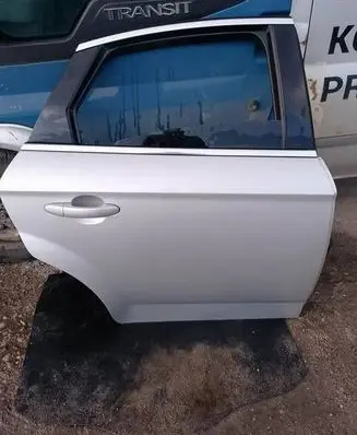 Ford Mondeo MK IV Rear door 
