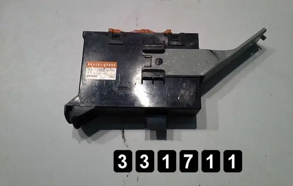 Toyota Avensis T220 Engine control unit/module 88650-05080