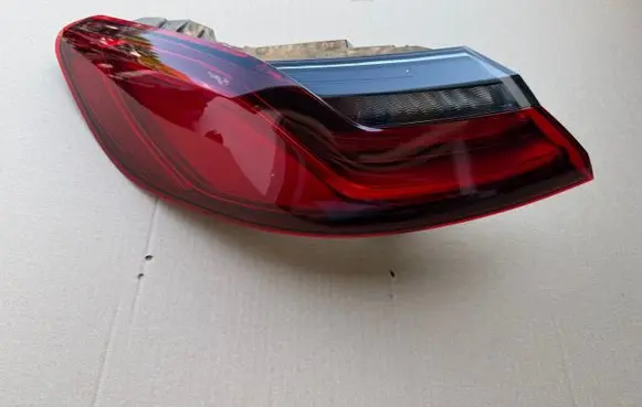 BMW 8 G15 Rear/tail lights H3744577114 CCC17040A 2061010112
