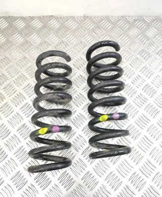 Mercedes-Benz C W204 Rear coil spring