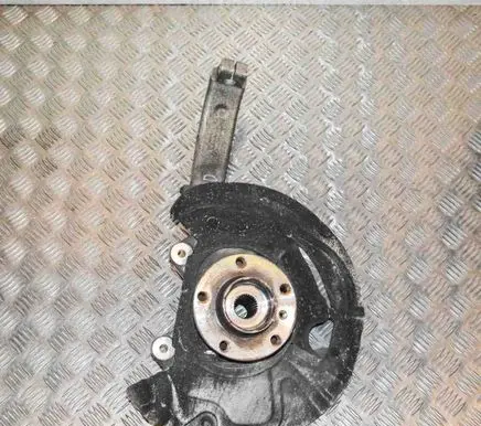 BMW X5 F15 Front wheel hub 6773784