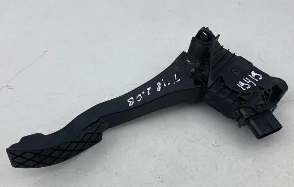 Volkswagen Tiguan Allspace Accelerator throttle pedal 5QN723503 6PV93515201