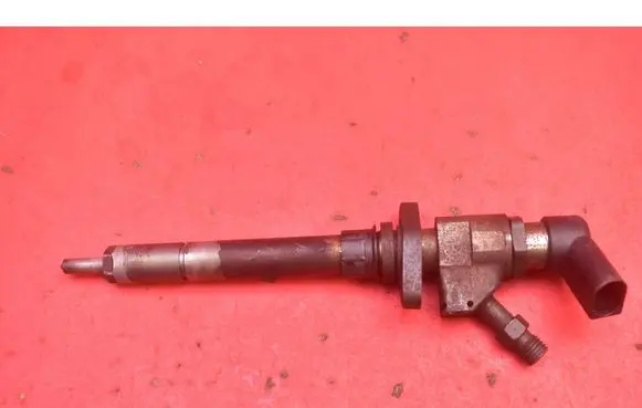 Fuel injector