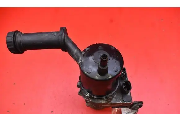 Peugeot 307 CC Power steering pump 9647155580