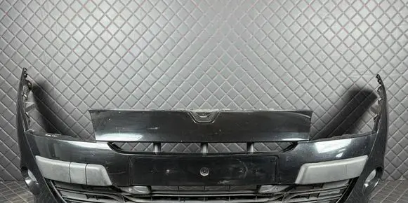 Renault Megane III Front bumper 