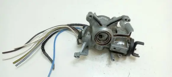 Opel Frontera B Ignition lock