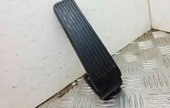 Mercedes-Benz CL C140 Accelerator throttle pedal 1293010001 1293010382