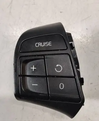 Volvo XC60 Steering wheel buttons/switches 31264948
