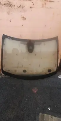 Citroen C3 Front windscreen/windshield window 2017R