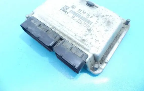 Volkswagen Touareg I Engine control unit/module ECU 4D0907560DF IMPRK1107886