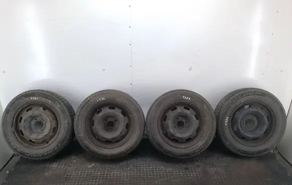 Peugeot 307 R15 steel rim 2150750KBA43737