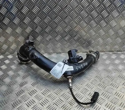 Alfa Romeo Stelvio Intercooler hose/pipe 05281935AD