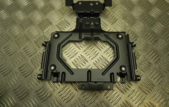 BMW 3 E90 E91 EGR valve cooler bracket 9135687 T7256